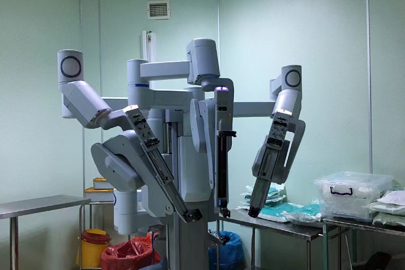 应用：医疗手术机器人 Application： Medical surgical robots